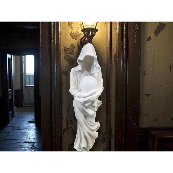 CRACKER BARREL HANGING WALL GHOST WITH LED BALL BRAND NEW READY TO SHIP!